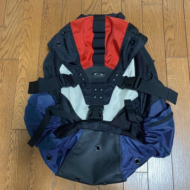 希少カラー oakley icon アイコン リュック-eastgate.mk