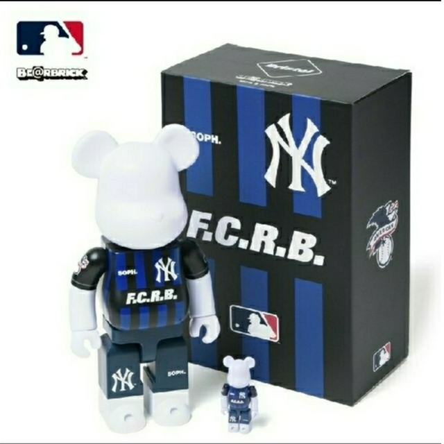 F.C.Real Bristol MLB BE@RBRICK YANKEES | フリマアプリ ラクマ