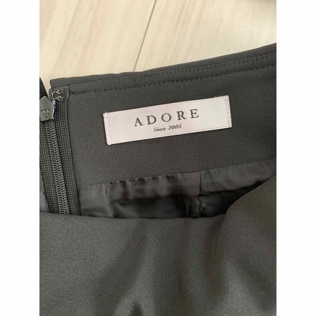 ADORE(アドーア)の【かっぴー様 お取置き中】ADORE パンツ レディースのパンツ(カジュアルパンツ)の商品写真