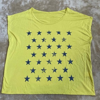 ジーユー(GU)の《美品》黄色　星柄　ダボっとしたTシャツ　③-5(Tシャツ(半袖/袖なし))