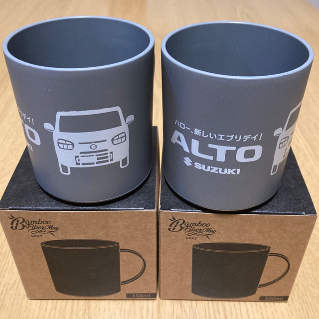 スズキ(スズキ)のスズキ ノベルティ マグカップ 2個 エンタメ/ホビーのコレクション(ノベルティグッズ)の商品写真