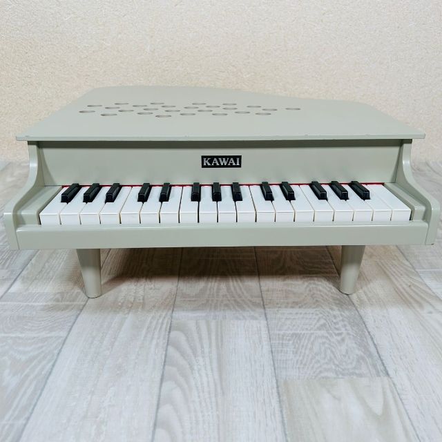 KAWAI カワイ ミニピアノ P-32 アイボリー キッズ/ベビー/マタニティのおもちゃ(楽器のおもちゃ)の商品写真