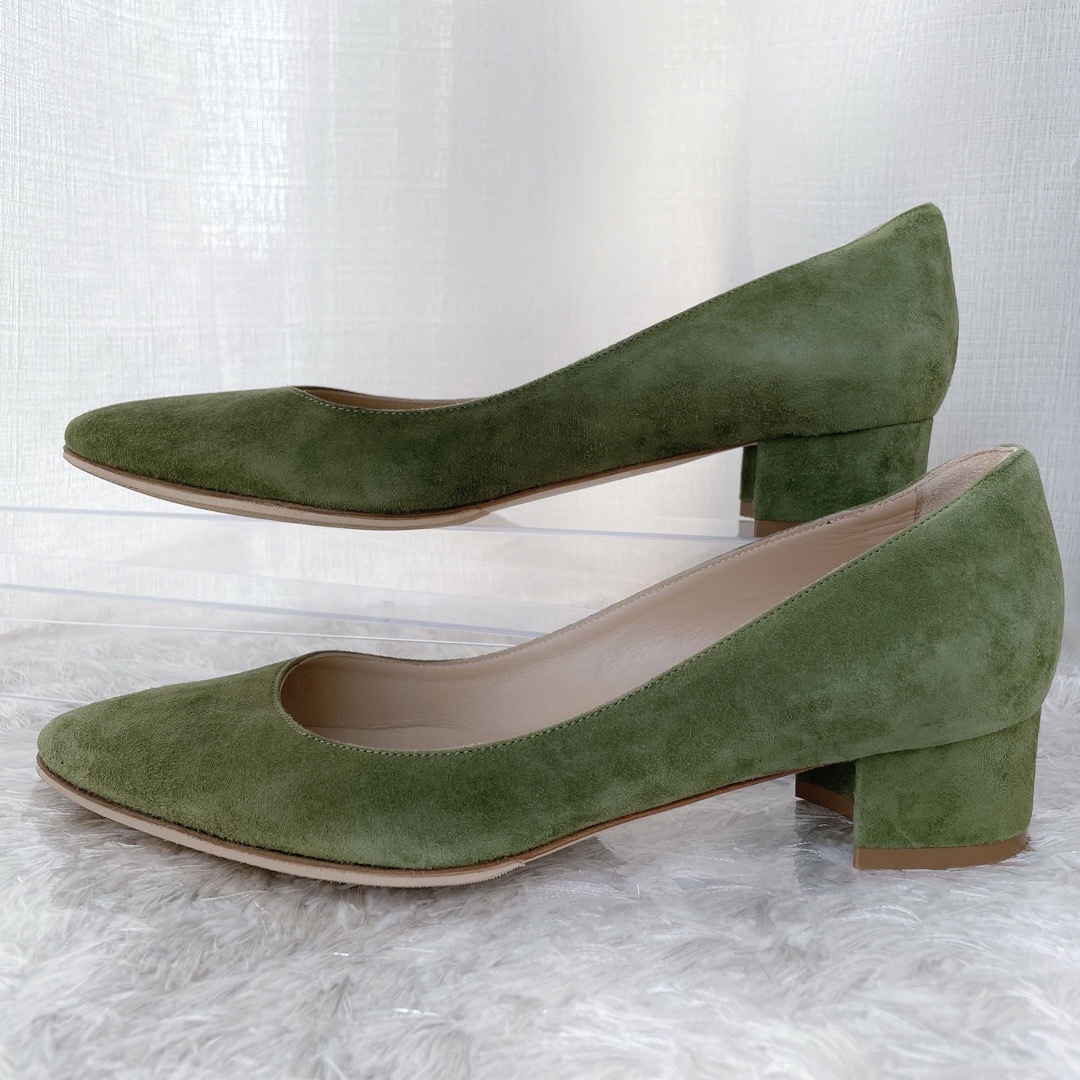 MANOLO BLAHNIK - MANOLO BLAHNIK マノロブラニク リスト二ー フラット