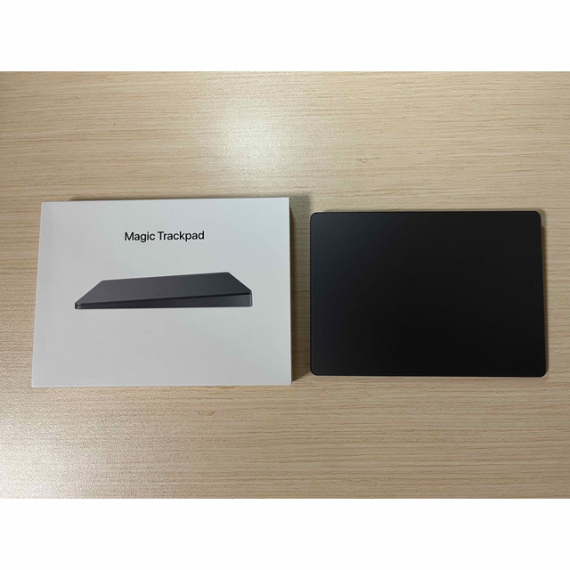 Apple(アップル)のAPPLE MAGIC TRACKPAD 2 スペースグレイ スマホ/家電/カメラのPC/タブレット(PC周辺機器)の商品写真