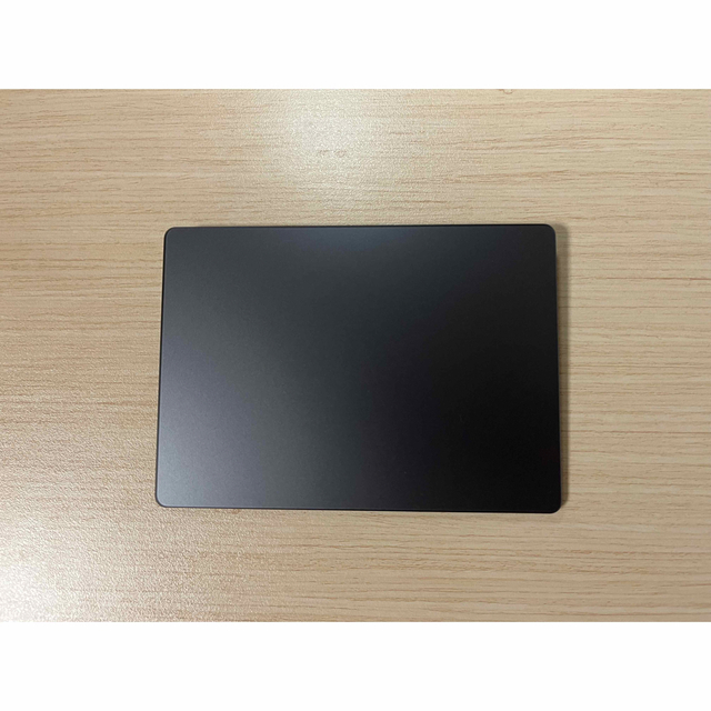 Apple(アップル)のAPPLE MAGIC TRACKPAD 2 スペースグレイ スマホ/家電/カメラのPC/タブレット(PC周辺機器)の商品写真