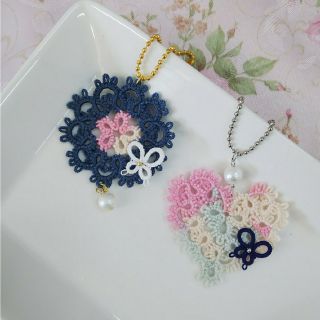 おでかけ②〜タティングレースのバックチャーム(バッグチャーム)
