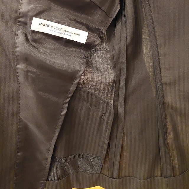 THE SUIT COMPANY(スーツカンパニー)の黒 ストライプ 夏用 スーツ 上下(THE SUIT COMPANY) レディースのフォーマル/ドレス(スーツ)の商品写真