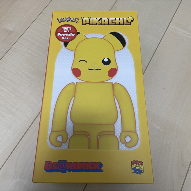 人気商品！】 BE@RBRICK ピカチュウ 400％ Ver. Female クリアファイル