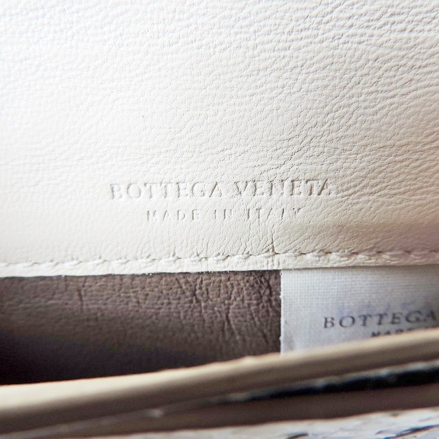 Bottega Veneta(ボッテガヴェネタ)のボッテガヴェネタ 名刺入れ B01295016 レディースのファッション小物(名刺入れ/定期入れ)の商品写真