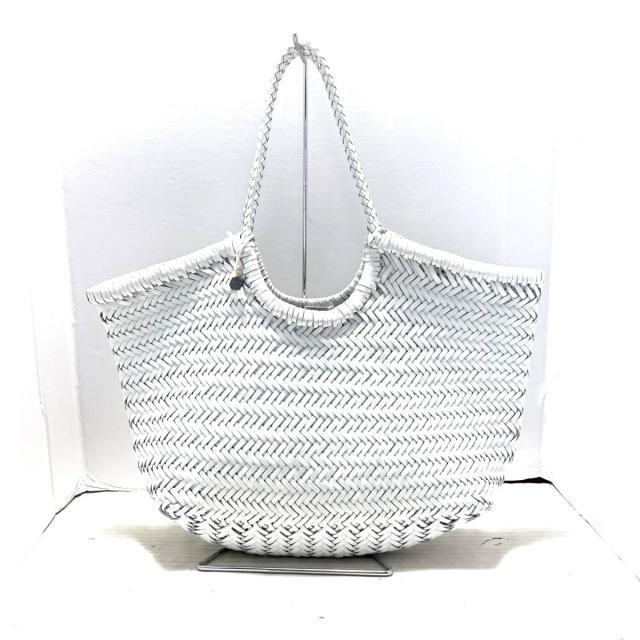 DRAGON(ドラゴン)のドラゴン トートバッグ美品  - 白 編み込み レディースのバッグ(トートバッグ)の商品写真