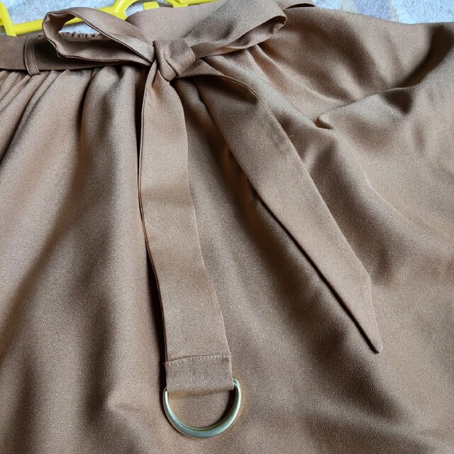 FABIA(ファビア)のFABIA　アシンメトリースカート レディースのスカート(ひざ丈スカート)の商品写真