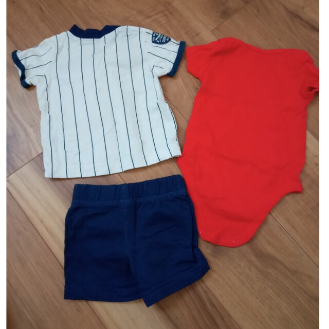 carter's(カーターズ)のカーターズ　半袖Tシャツ ハーフパンツ　ロンパース　男の子　夏 キッズ/ベビー/マタニティのベビー服(~85cm)(Ｔシャツ)の商品写真