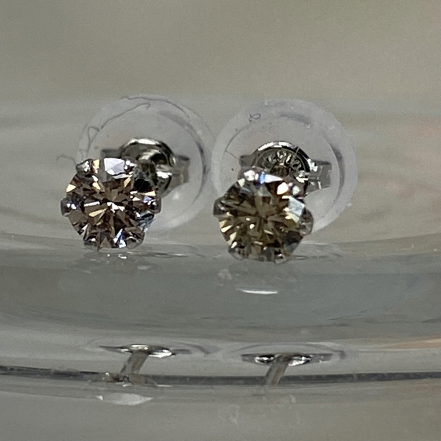 pt900 プラチナ 天然ダイヤモンド 0.2ct ピアス 一流の品質