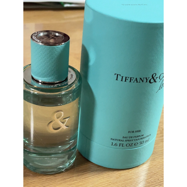 Tiffany & Co.(ティファニー)のティファニー &ラブ フォーハー オードパルファム  香水　50ml コスメ/美容の香水(香水(女性用))の商品写真