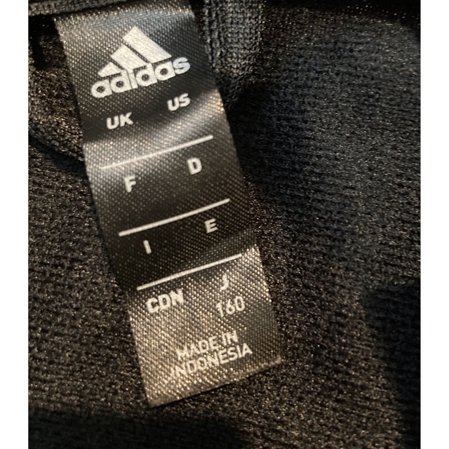adidas(アディダス)のみ吉さま専用　アディダス   ジャージ　アンダーアーマーＴシャツ セット キッズ/ベビー/マタニティのキッズ服男の子用(90cm~)(ジャケット/上着)の商品写真