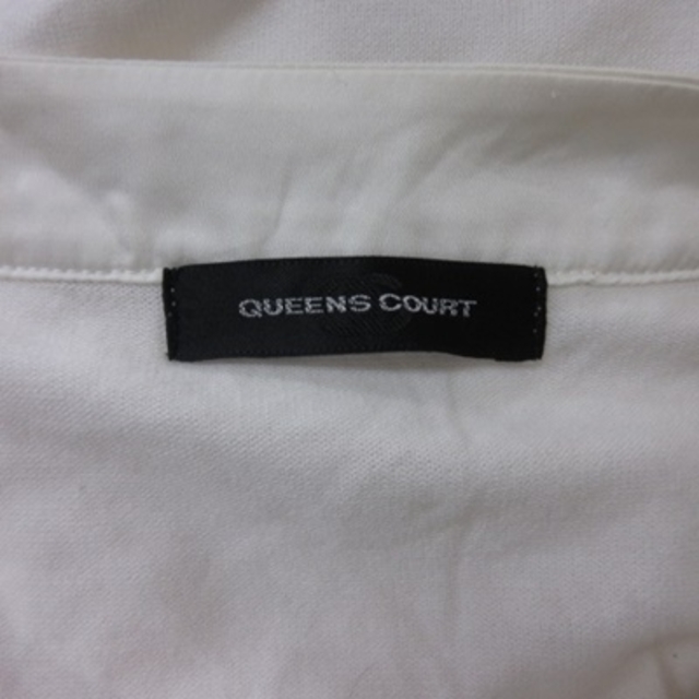 QUEENS COURT(クイーンズコート)のクイーンズコート カーディガン カットソー 半袖 ビジュー 2 白 オフホワイト レディースのトップス(カーディガン)の商品写真