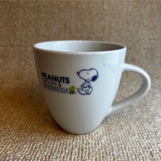 ピーナッツ(PEANUTS)の【美品】非売品 PEANUTS スヌーピー マグカップ(セブンイレブン限定)(食器)