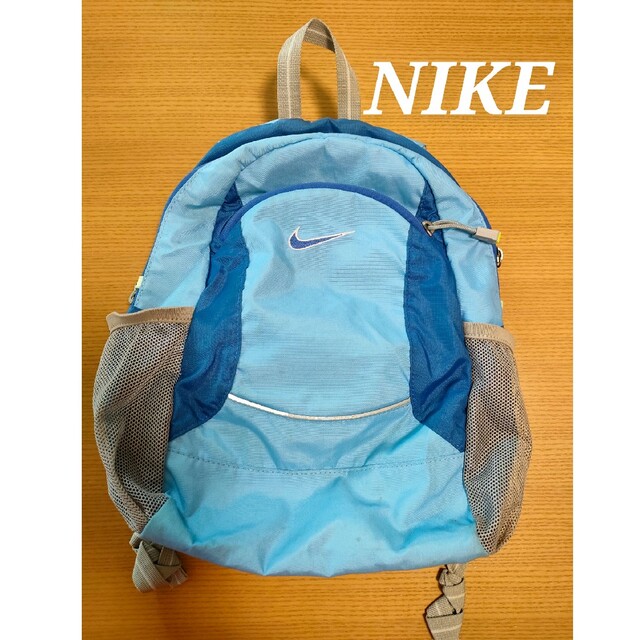 NIKE(ナイキ)のナイキNIKE　リュック　キッズ　子供用 キッズ/ベビー/マタニティのこども用バッグ(リュックサック)の商品写真