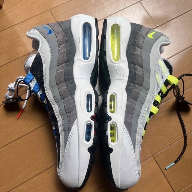 NIKE(ナイキ)のNIKE AIR MAX 95 QS 新品　28.5㎝ メンズの靴/シューズ(スニーカー)の商品写真