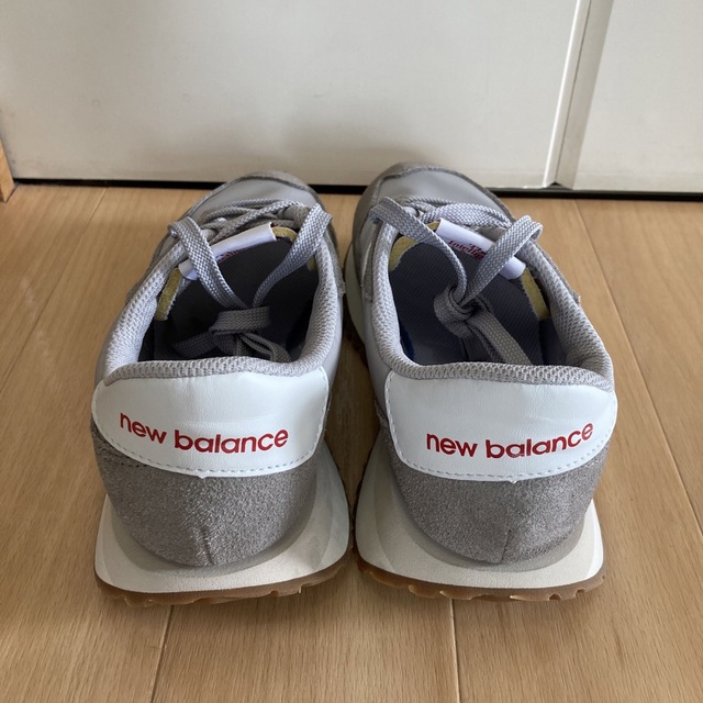 New Balance(ニューバランス)のあこ様　専用　ニューバランス237レディーススニーカー23.5 レディースの靴/シューズ(スニーカー)の商品写真