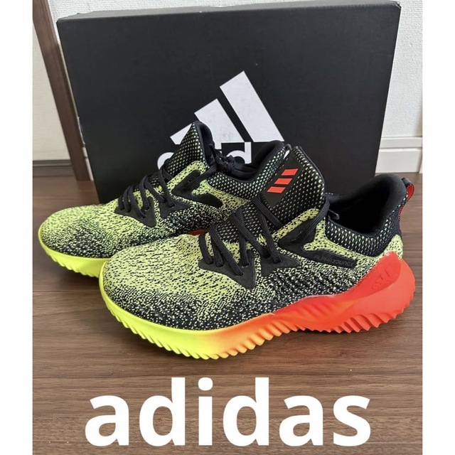 adidas(アディダス)の1732 新品　adidas  アルファバウンス　ビヨンド　26.5cm メンズの靴/シューズ(スニーカー)の商品写真