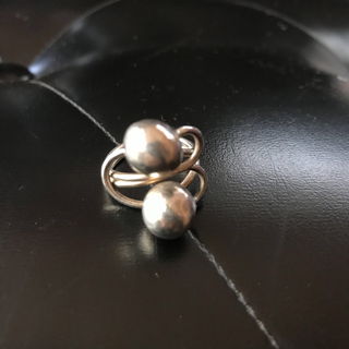 カレンシルバーのリング　フリーサイズ　指輪(リング(指輪))