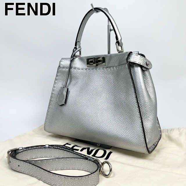 23D34  FENDI フェンディ ピーカブー レギュラー セレリア 2wayハンドバッグ