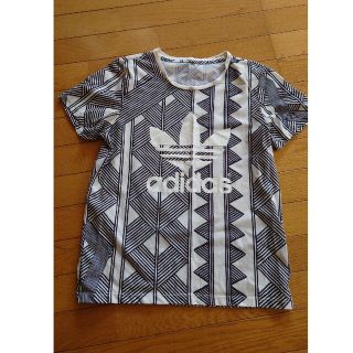 アディダス(adidas)のアディダスＴ　白黒(Tシャツ(半袖/袖なし))