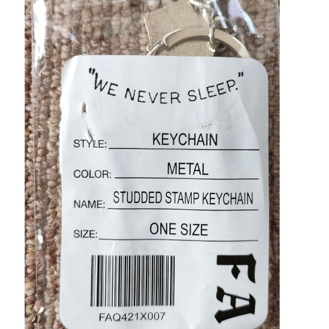 Supreme(シュプリーム)の【新品】Fucking Awesome Keychain キーホルダー メンズのファッション小物(キーホルダー)の商品写真