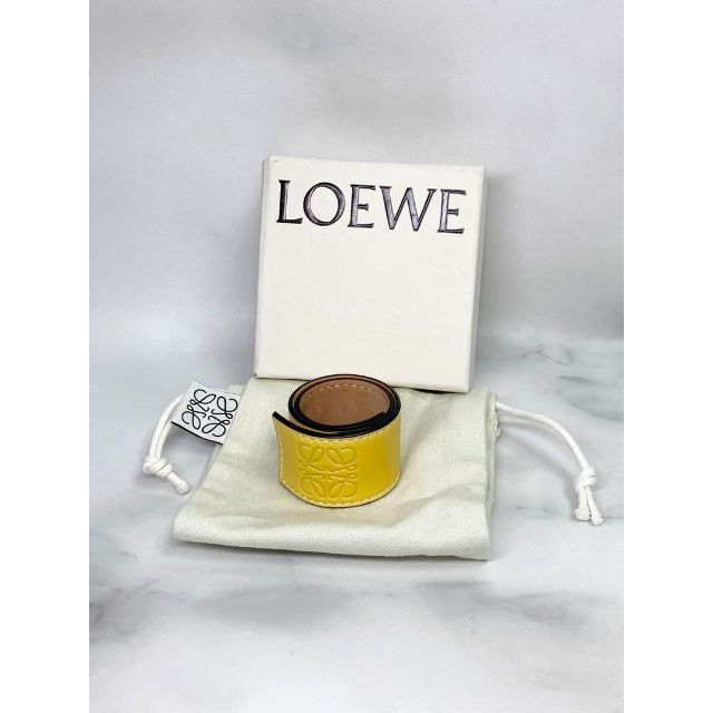LOEWE ロエベ レザー リストバンド イエロー TN920 【即発送可能