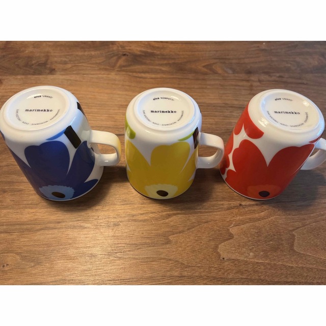 marimekko(マリメッコ)のマリメッコ　マグカップ　3色セット インテリア/住まい/日用品のキッチン/食器(グラス/カップ)の商品写真