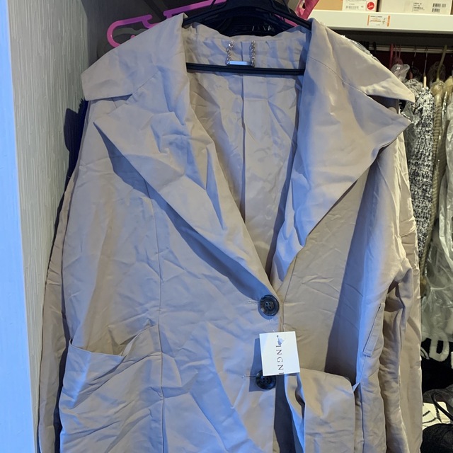 INGNI(イング)のビック襟コート レディースのジャケット/アウター(スプリングコート)の商品写真