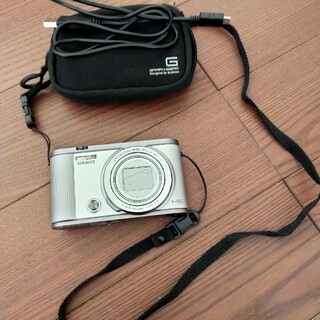 カシオ(CASIO)のCASIO　デジカメ　EX-ZR1700　美品(コンパクトデジタルカメラ)