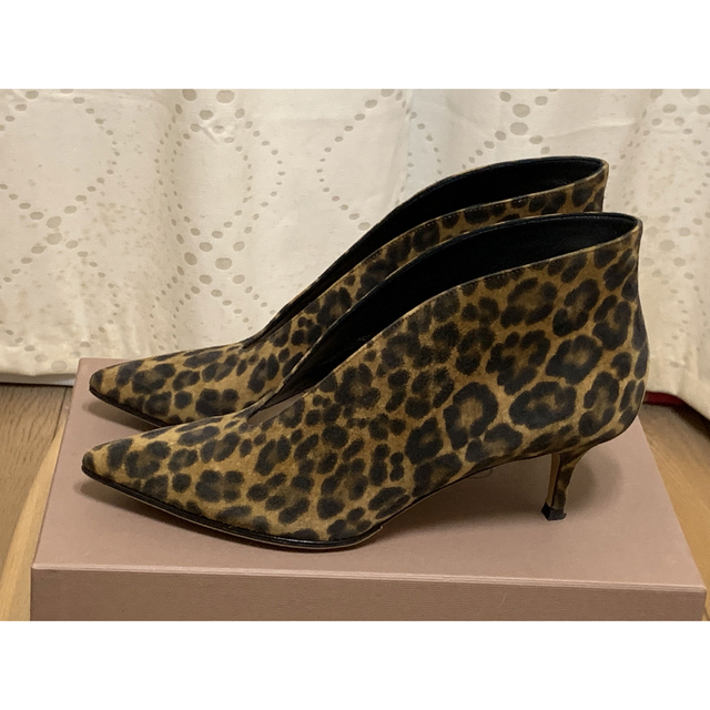 靴/シューズ大幅値下げ！【美品】GIANVITO ROSSI  レオパード 5.5cmヒール