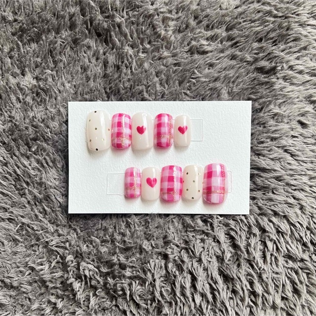 ネイルチップ ピンク ギンガムチェック コスメ/美容のネイル(つけ爪/ネイルチップ)の商品写真