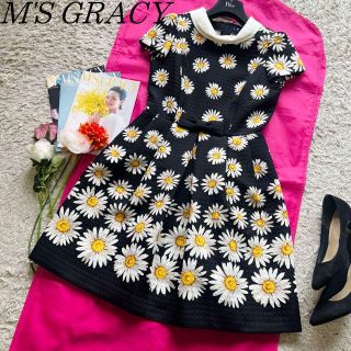 限定価格美品⭐︎M'S GRACY 花柄ワンピース　38⭐︎