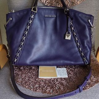 マイケルコース(Michael Kors)のマイケルコース ロックチェーン バッグ パープル(ハンドバッグ)