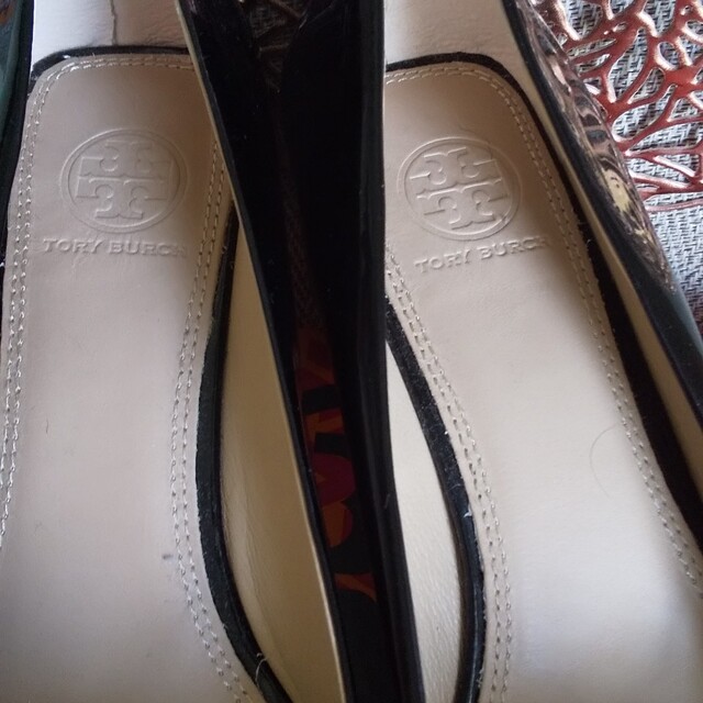 Tory Burch(トリーバーチ)のトリーバーチ 新品未使用 パンプス レディースの靴/シューズ(ハイヒール/パンプス)の商品写真