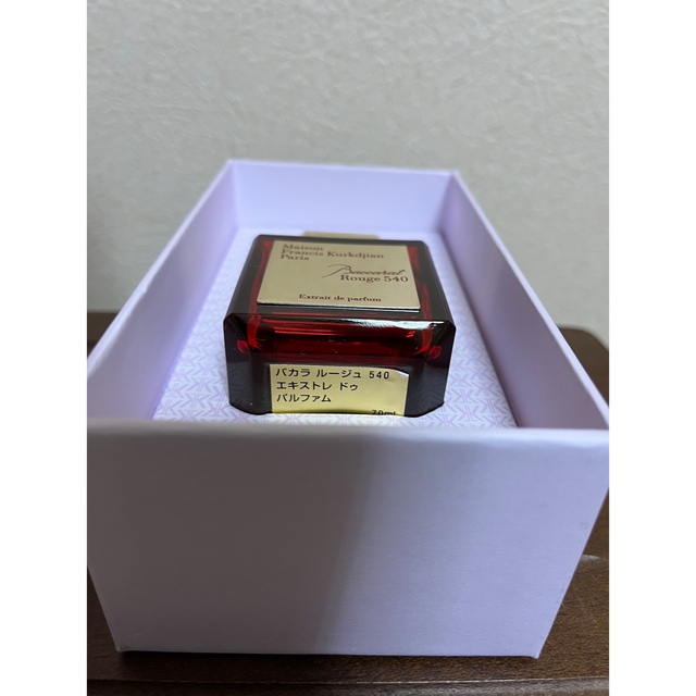 Maison Francis Kurkdjian(メゾンフランシスクルジャン)のフランシス　クルジャン　バカラルージュ540 エキストレ　2ml コスメ/美容の香水(香水(女性用))の商品写真