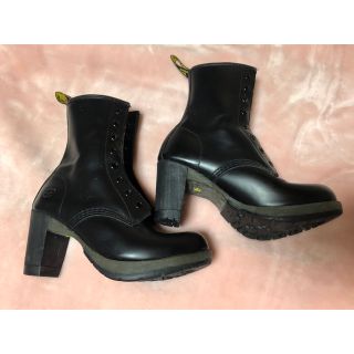 ドクターマーチン(Dr.Martens)のDr.Martens レディースヒール　黒革ブーツ　(ブーツ)