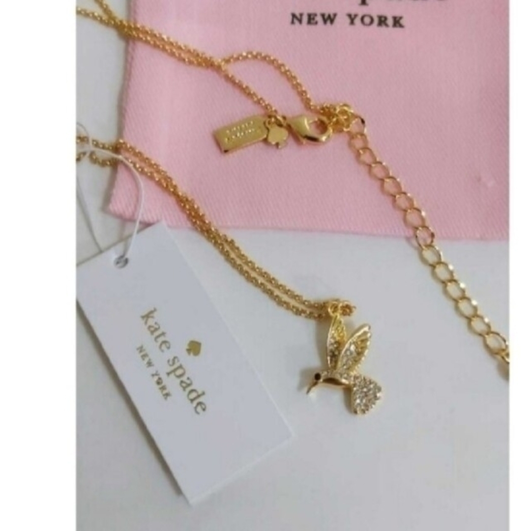 kate spade new york(ケイトスペードニューヨーク)の【新品】kate spadeケイトスペード ネックレス バード　ハチドリ レディースのアクセサリー(ネックレス)の商品写真