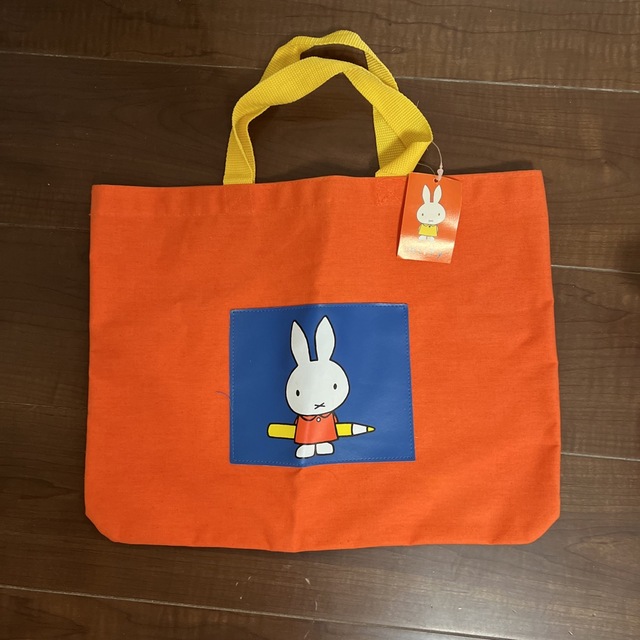 miffy(ミッフィー)のミッフィーのトートバッグ エンタメ/ホビーのおもちゃ/ぬいぐるみ(キャラクターグッズ)の商品写真