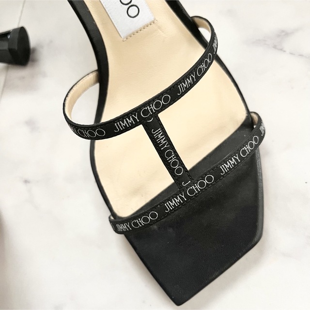 JIMMY CHOO(ジミーチュウ)のジミーチュウJIMMY CHOO 36 ロゴストラップ サンダル レディースの靴/シューズ(サンダル)の商品写真