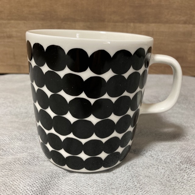 marimekko(マリメッコ)の新品未使用　マリメッコ　マグカップ　400ml インテリア/住まい/日用品のキッチン/食器(グラス/カップ)の商品写真