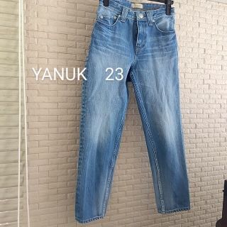 ヤヌーク(YANUK)のヤヌーク　ルース　クロップドデニム　美品(デニム/ジーンズ)