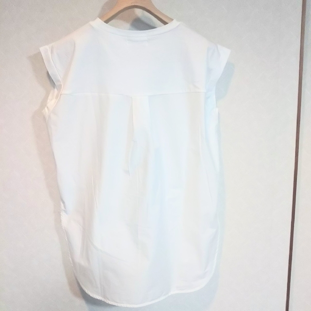 OPAQUE.CLIP(オペークドットクリップ)のノースリーブシャツ レディースのトップス(Tシャツ(半袖/袖なし))の商品写真