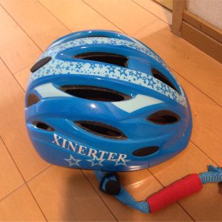 美品！子供自転車ヘルメットS(ヘルメット/シールド)