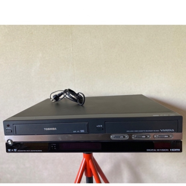 東芝(トウシバ)の東芝　VARDIA RD-W301  スマホ/家電/カメラのテレビ/映像機器(DVDレコーダー)の商品写真