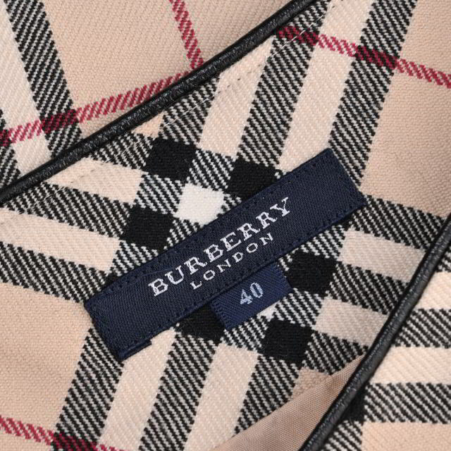 Burberry London ノバチェック ウール スカート
