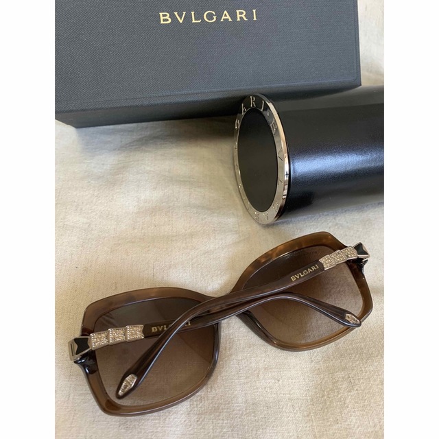 BVLGARI(ブルガリ)のBVLGARI  ブルガリ　レディース　サングラス レディースのファッション小物(サングラス/メガネ)の商品写真